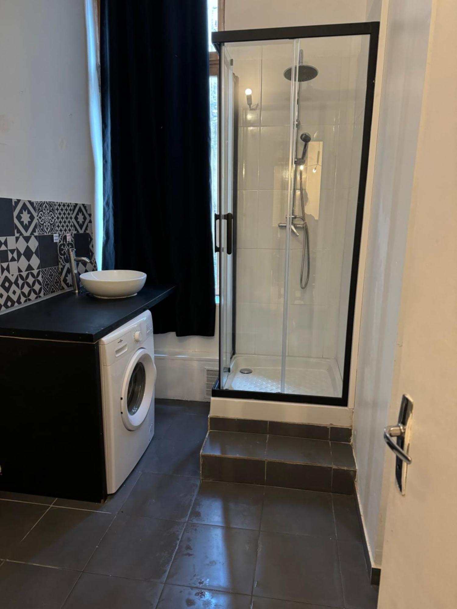 Appartement et son jardin à lille fac de droit Lille Exterior foto